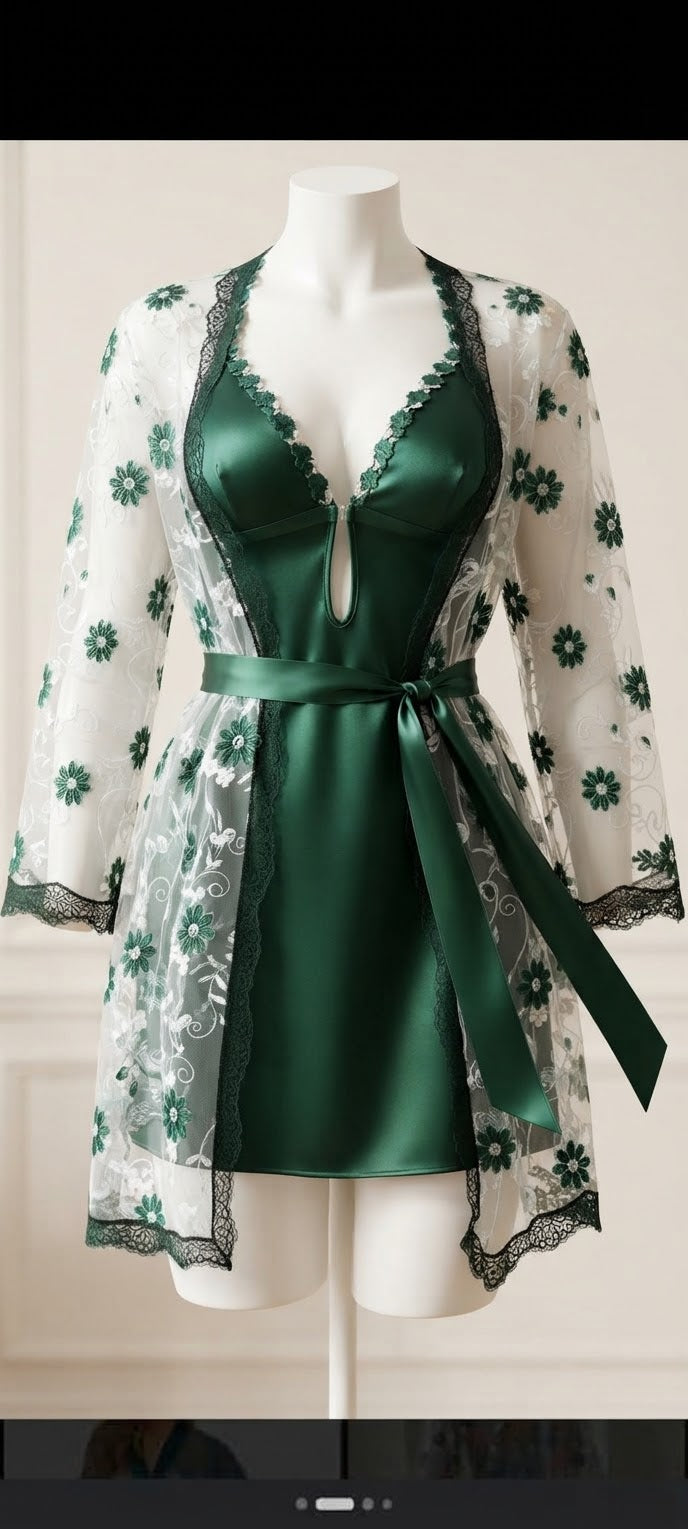 Ensemble Nuisette Satin & Kimono Dentelle Fleurie – 2 Pièces